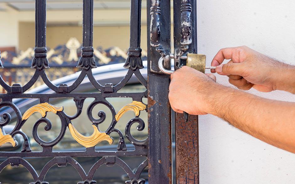 serrurier porte claquée Le Pecq